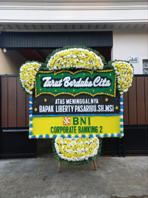 Papan Bunga Duka di Garuntang